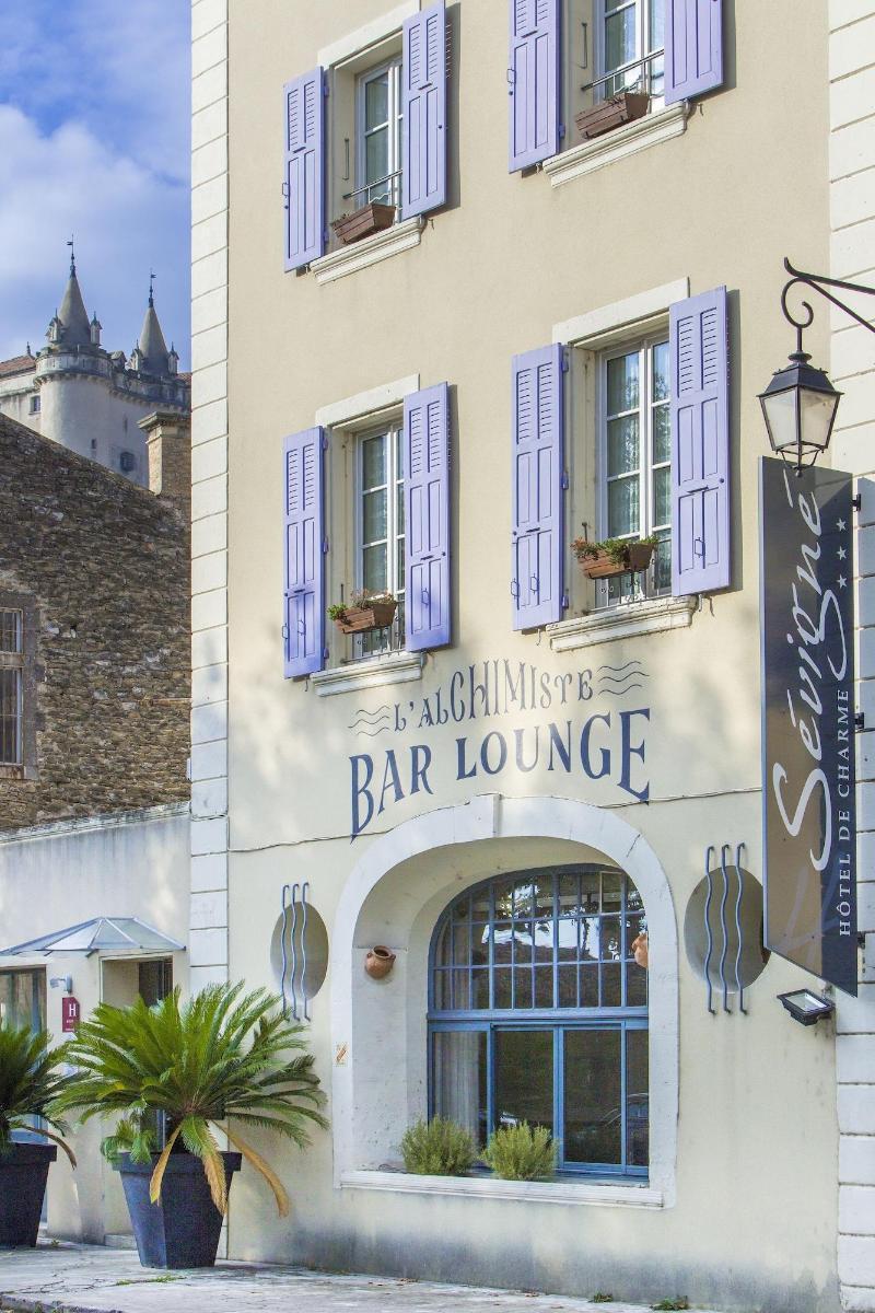 L'instant Sevigne Hotel